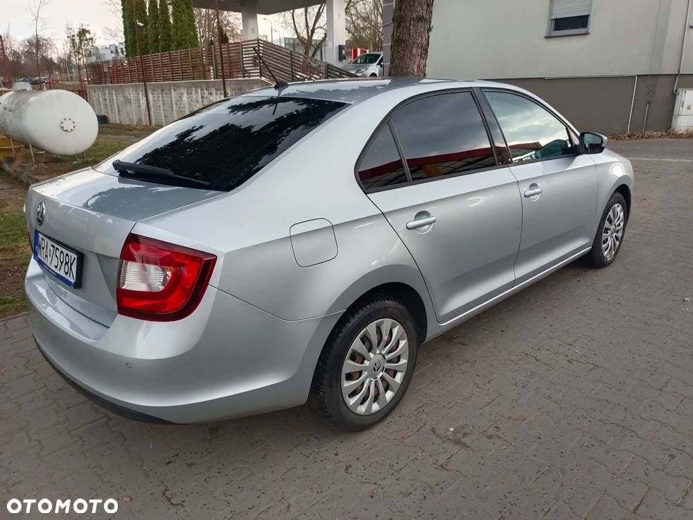 Skoda RAPID 1.6 TDI DPF Ambition - 2