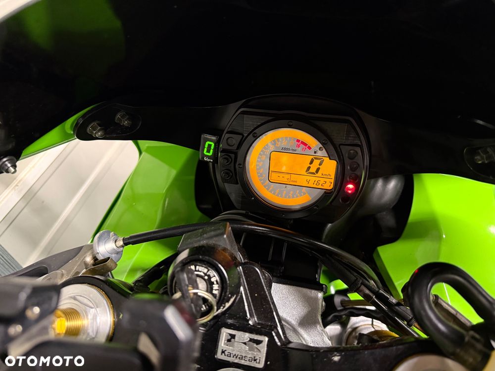 Kawasaki Ninja - 11