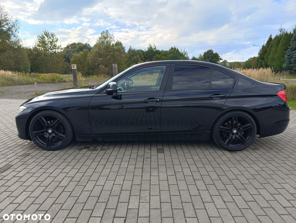 BMW Seria 3 318d Modern Line - 2