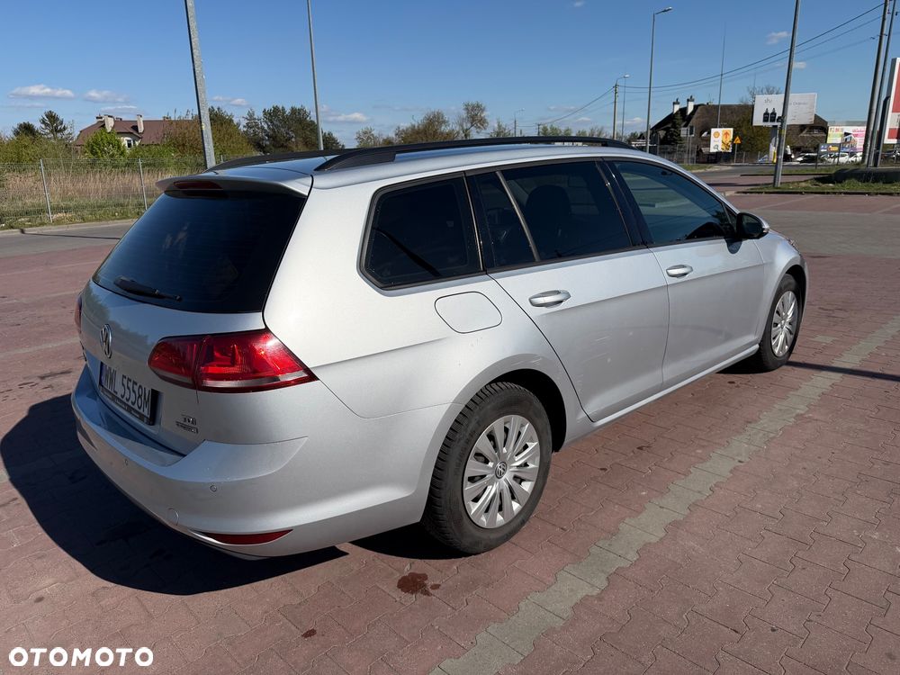 Volkswagen Golf 1.6 TDI Trendline DSG - 5