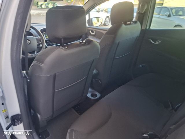 Renault Clio 0.9 TCe Limited - 32