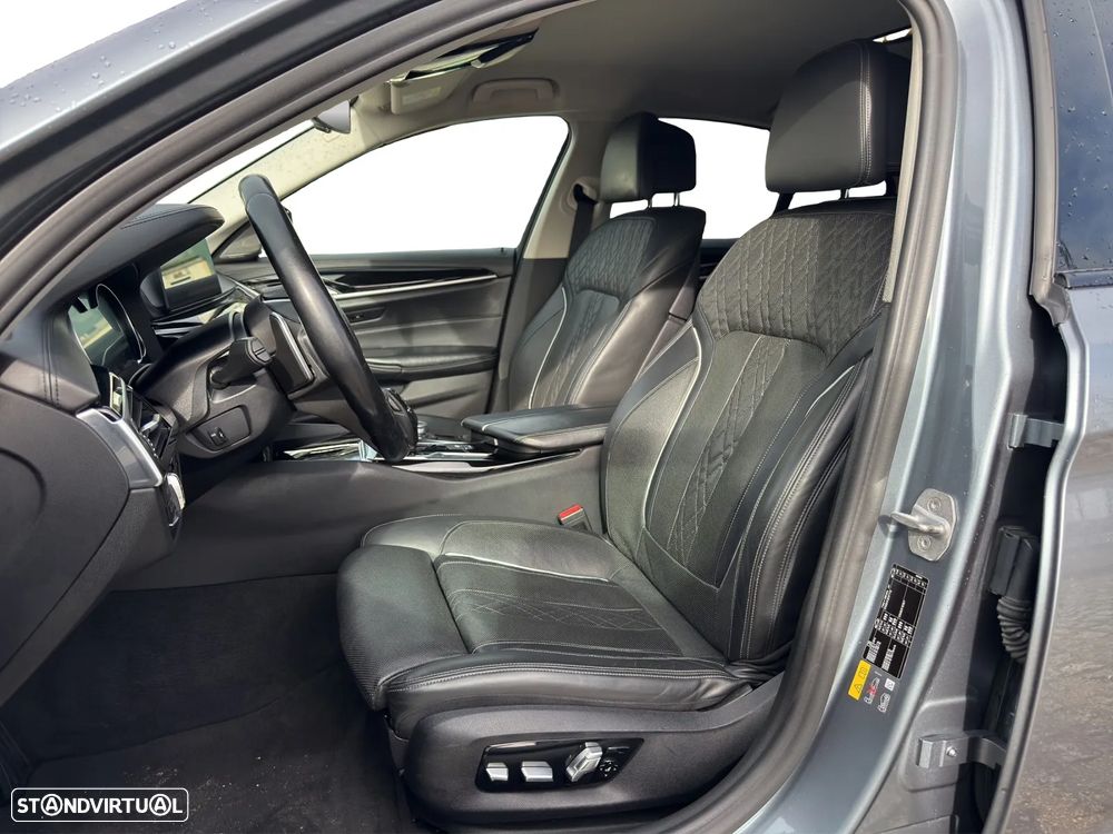 BMW 530 e iPerformance Line Luxury - 11