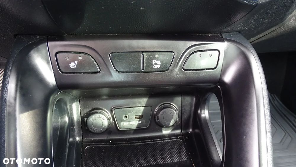 Hyundai ix35 1.7 CRDi 2WD blue Style - 17