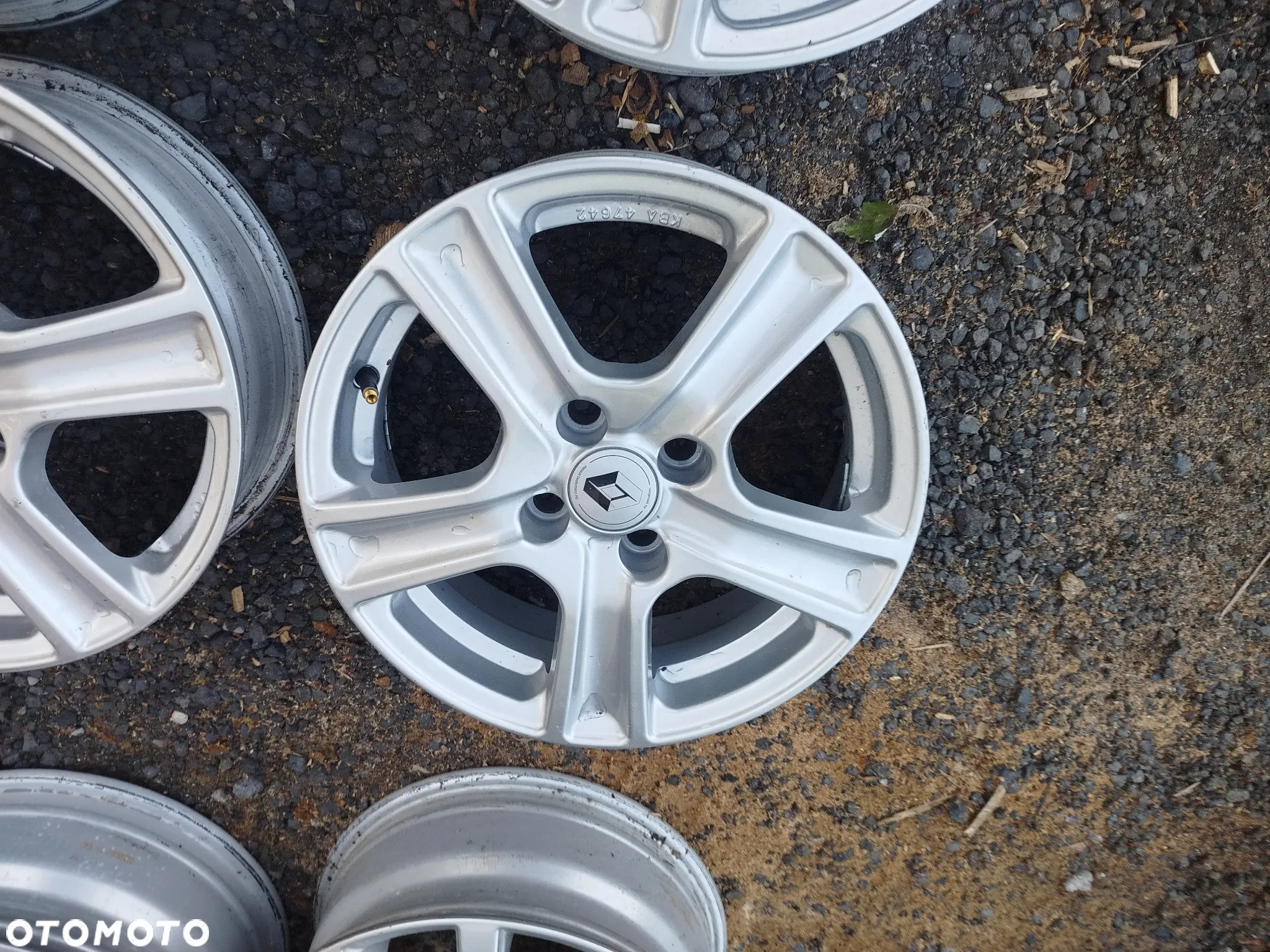 Felgi Aluminiowe Renault Twingo  dwie szerokość 5x15 i 5,5x15 Cali 4x100 Super stan - 5