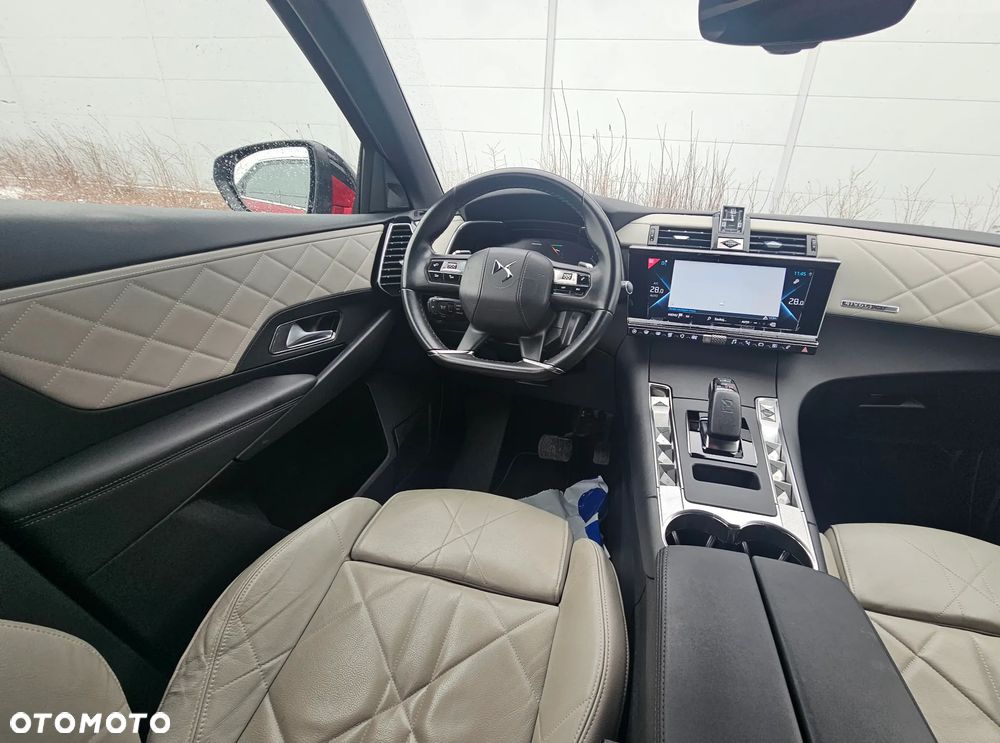 DS Automobiles DS 7 Crossback - 12