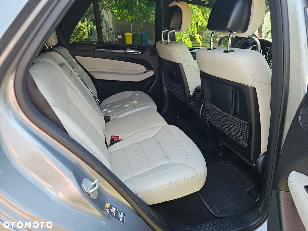 Mercedes-Benz GLE - 16