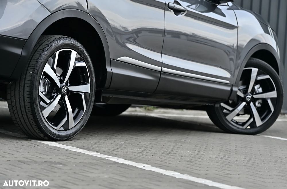 Nissan Qashqai 1.7 dCi Xtronic ALL-MODE 4x4i TEKNA - 40