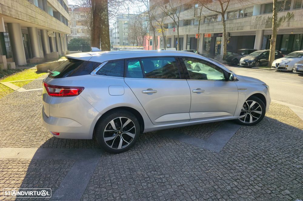 Renault Mégane Sport Tourer BLUE dCi 115 BOSE EDITION - 6