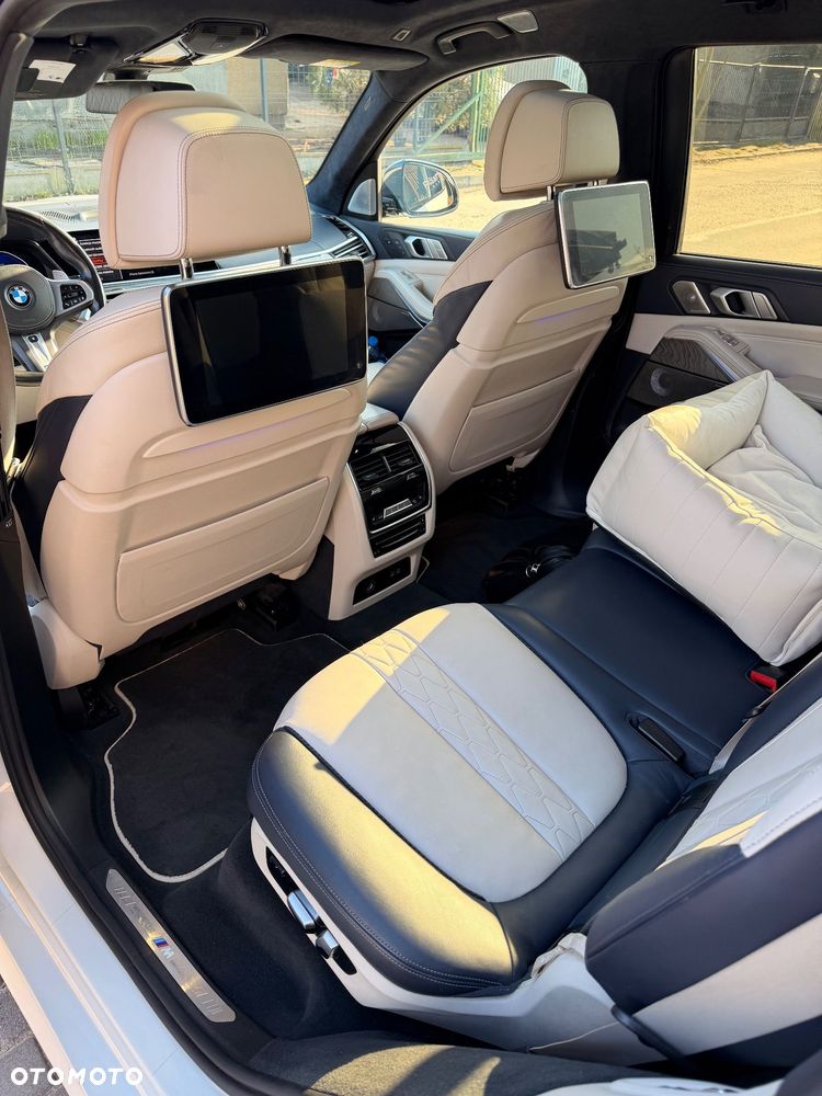 BMW X7 M50d sport - 10