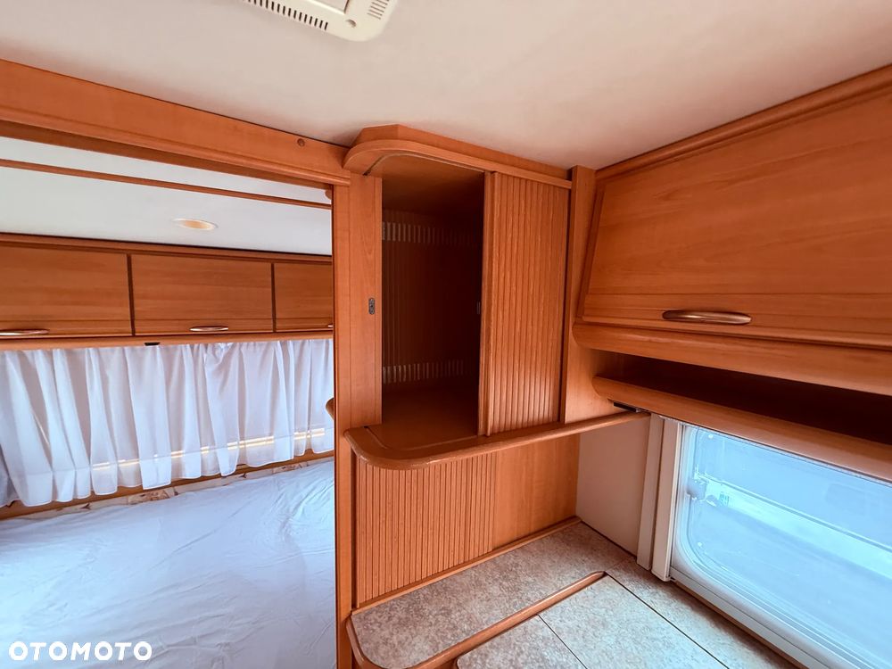 LMC Luxus 480RD - 13