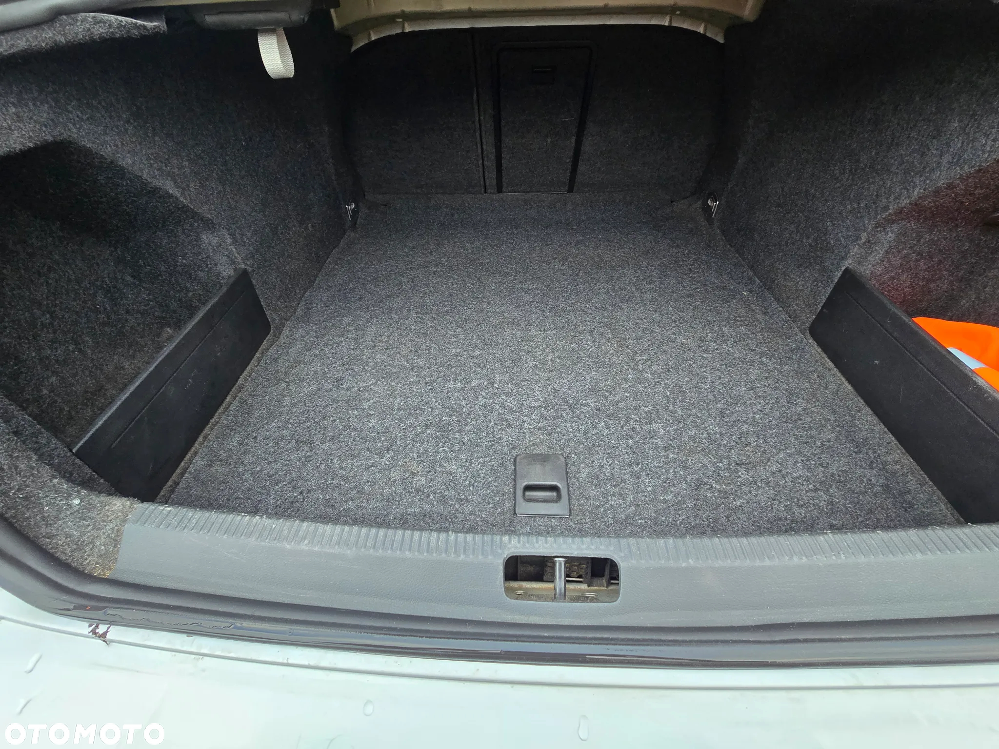 Volkswagen Passat 1.9 TDI Comfortline - 18