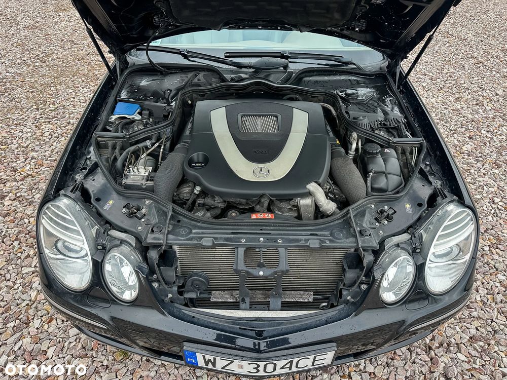 Mercedes-Benz Klasa E 500 4Matic Automatik Avantgarde - 41