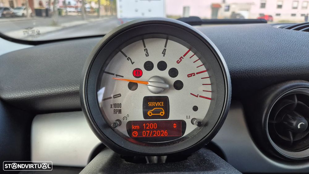 MINI 3 Portas Cooper SD - 12