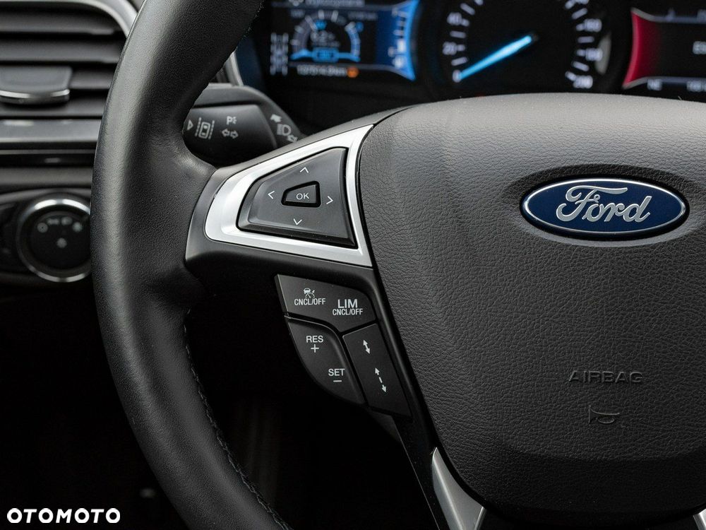 Ford Mondeo - 16