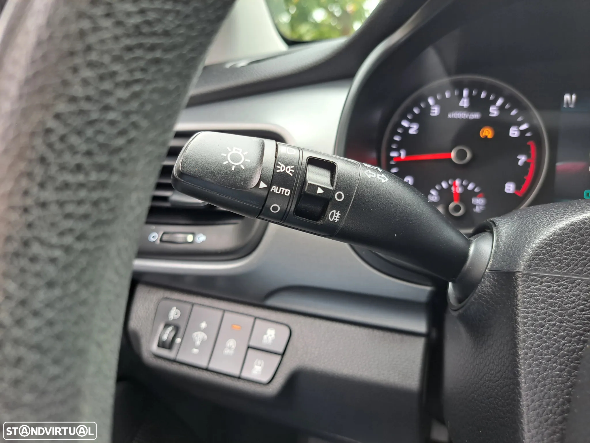Kia Stonic 1.0 T-GDI Easy - 15