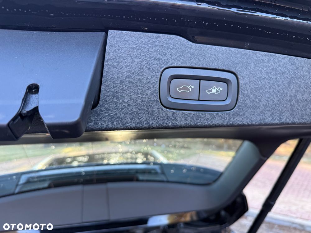 Volvo V60 D4 Inscription - 24