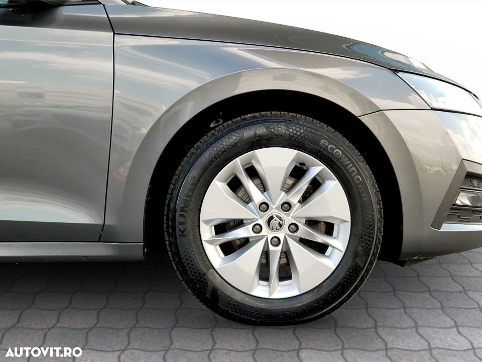 Skoda Octavia 2.0 TDI DSG Ambition - 12