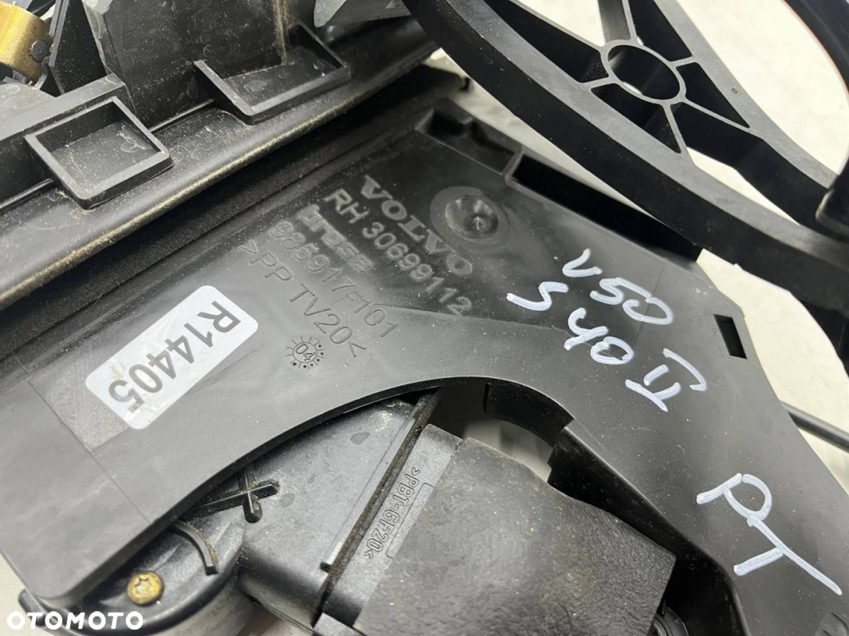 Zamek drzwi Volvo V50 kombi S40 II sedan 04-12r. klamka PRAWA tylna prawy tył 8 PIN 30699112 - 8