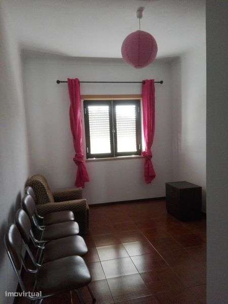 VENDE-SE Apartamento T3 Chiqueda (Alcobaça) - Grande imagem: 5/6
