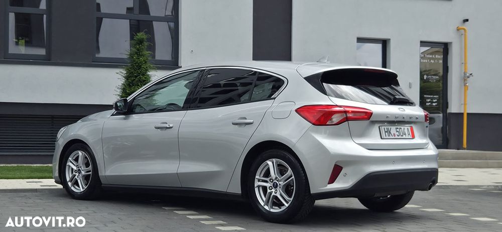 Ford Focus - 16