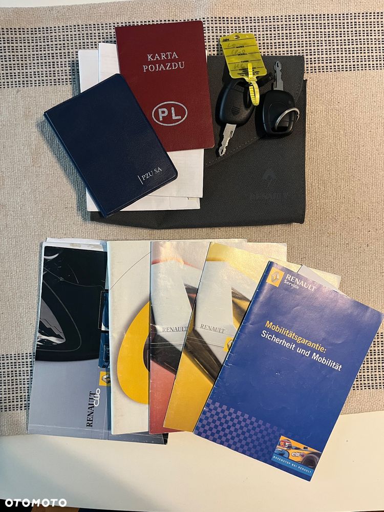 Renault Clio 1.2 16V Alize - 5