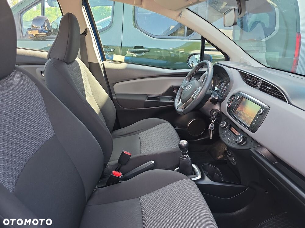 Toyota Yaris - 13