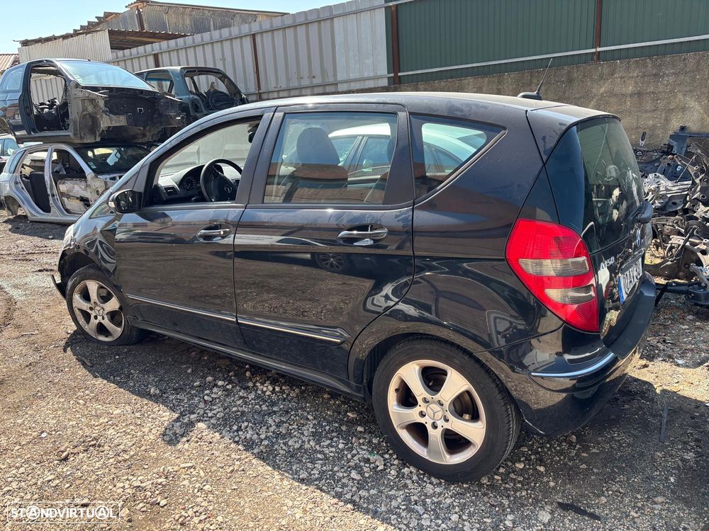 Mercedes Class A150 de 2008 para peças - 3