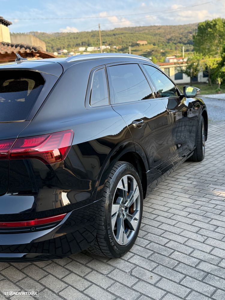 Audi e-tron - 8