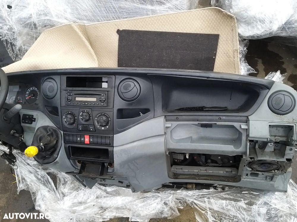 Plansa De Bord Cu Airbag pentru Iveco Daily 4, Euro 4, din 2009, 2.3 HPI - 3
