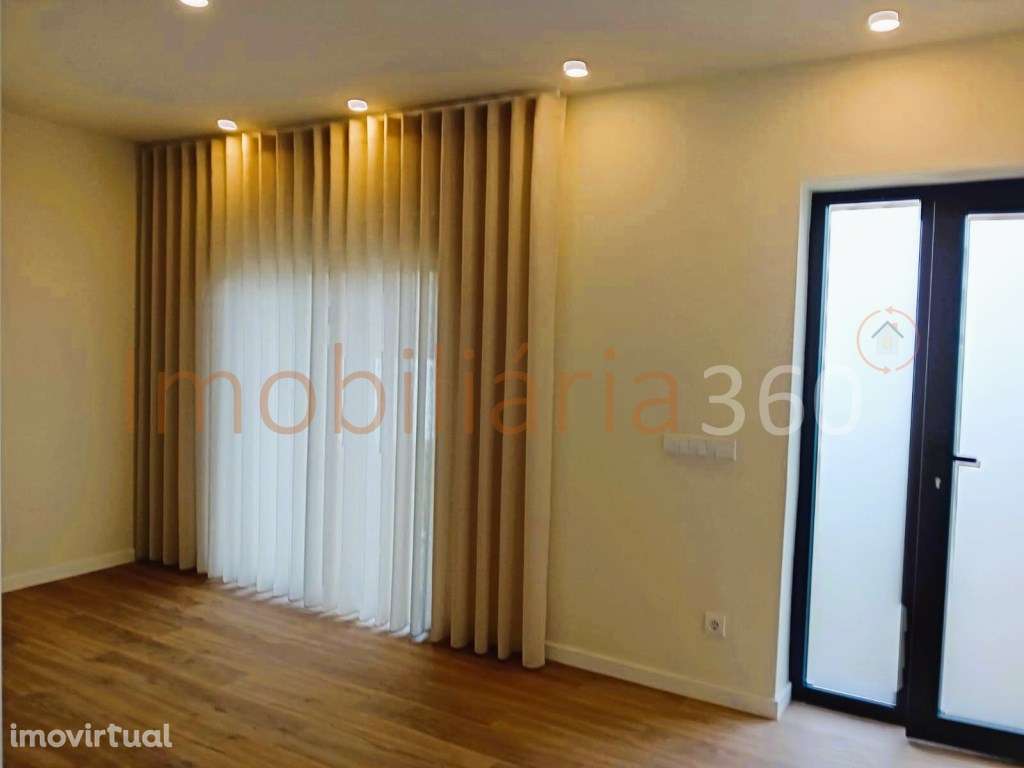 **Moradia T2 Nova - Vale Pereiro-Mirandela** - Grande imagem: 2/18