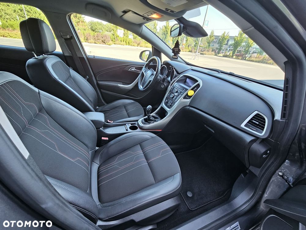 Opel Astra 1.4 T Edition 150 - 6