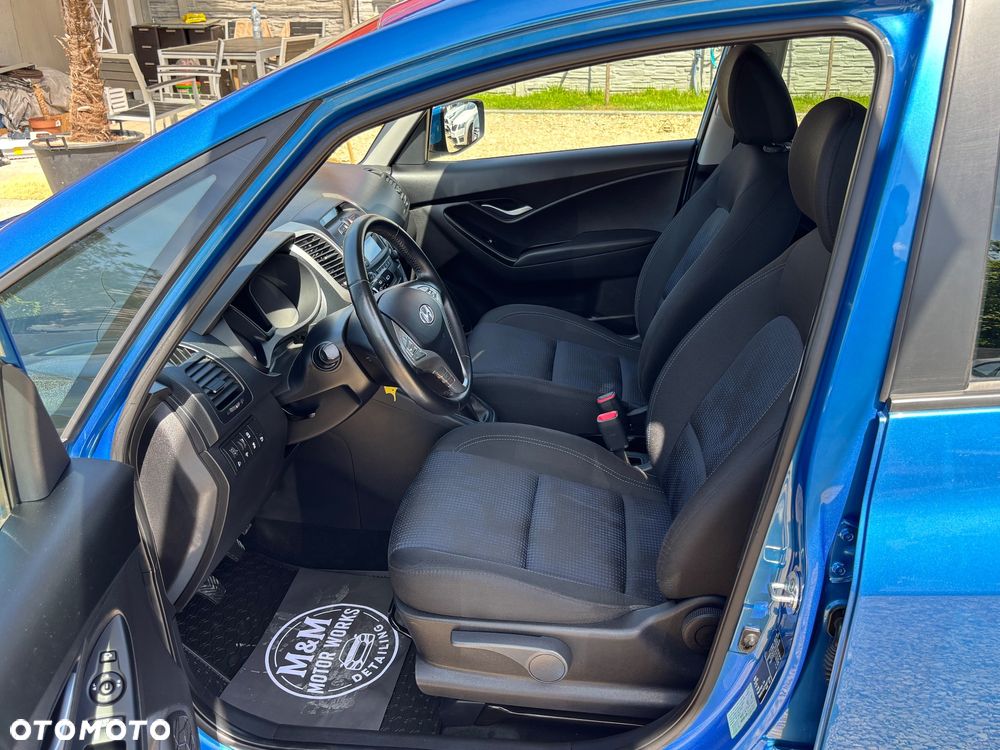 Hyundai ix20 1.4 blue - 14