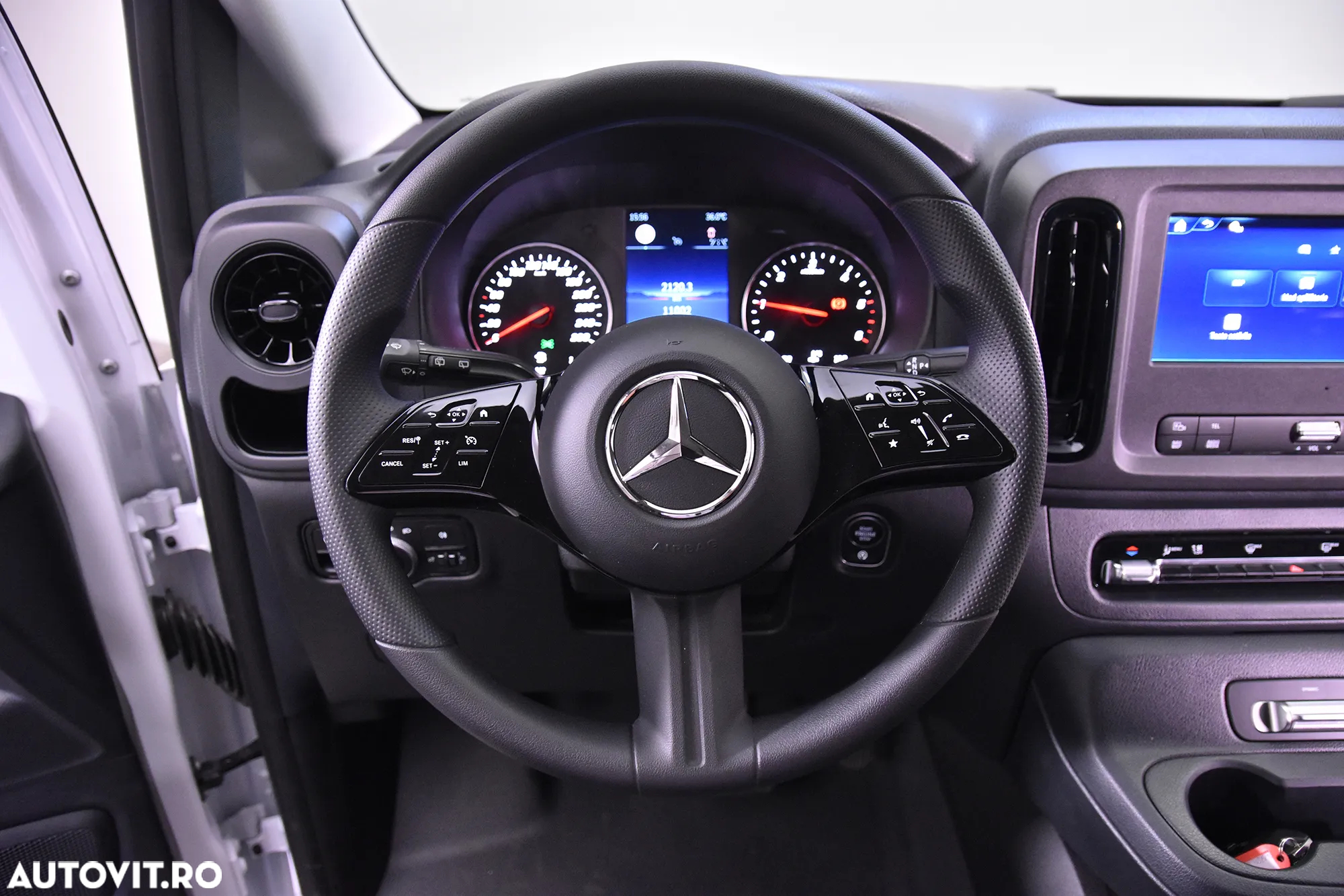 Mercedes-Benz Vito - 17