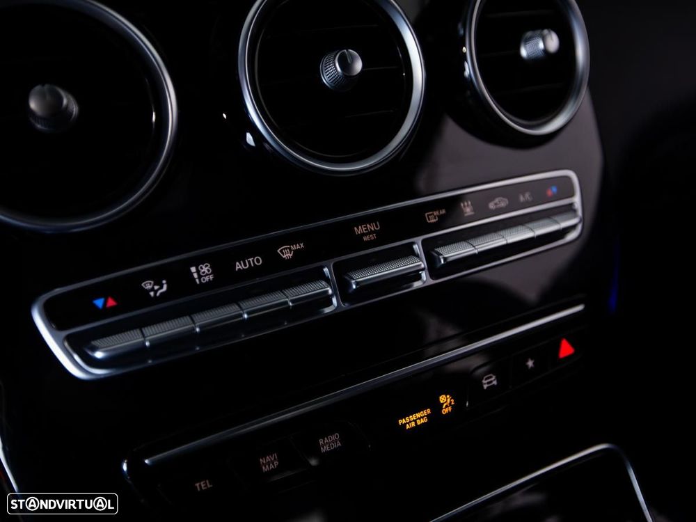 Mercedes-Benz GLC 300 de 4Matic - 31