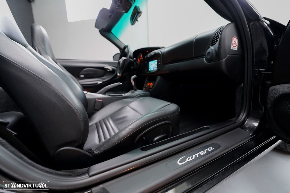 Porsche 911 (996) Carrera Cabrio - 15