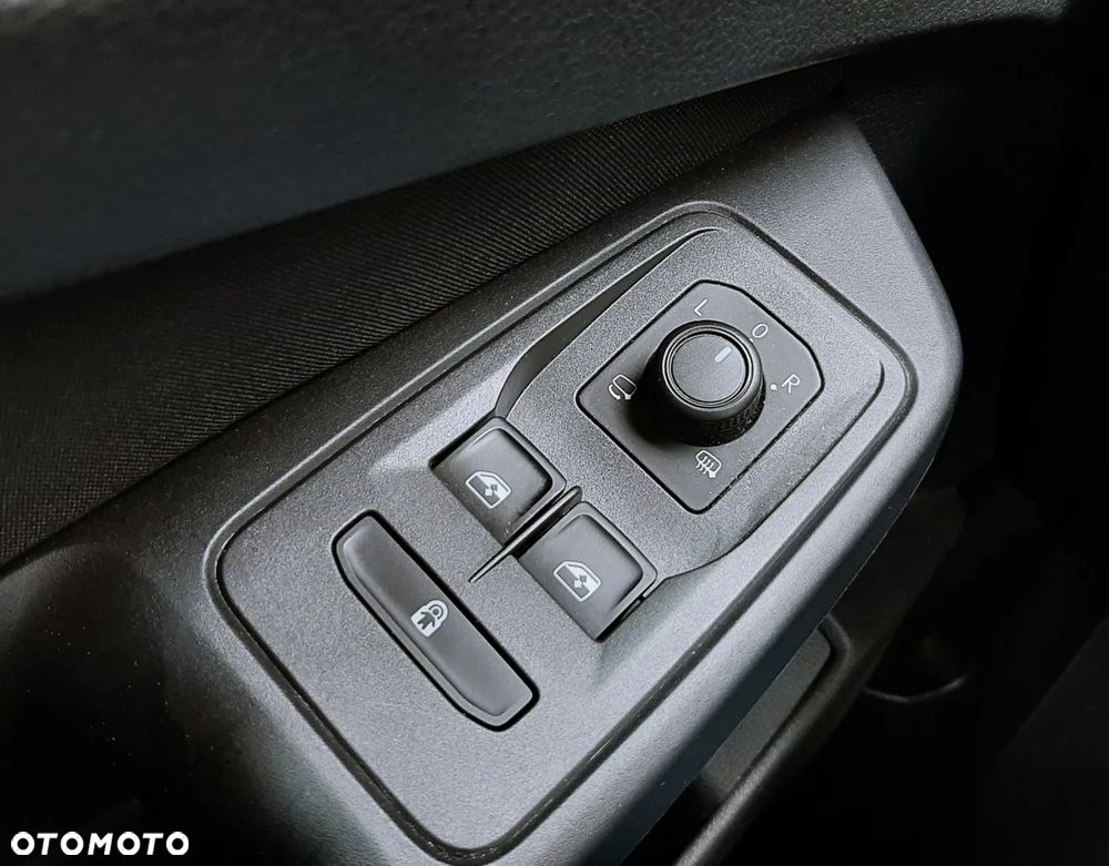 Ford Tourneo Connect 2.0 EcoBlue Titanium - 35