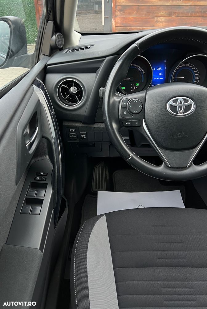 Toyota Auris 1.8 VVT-i Automatik Executive - 16