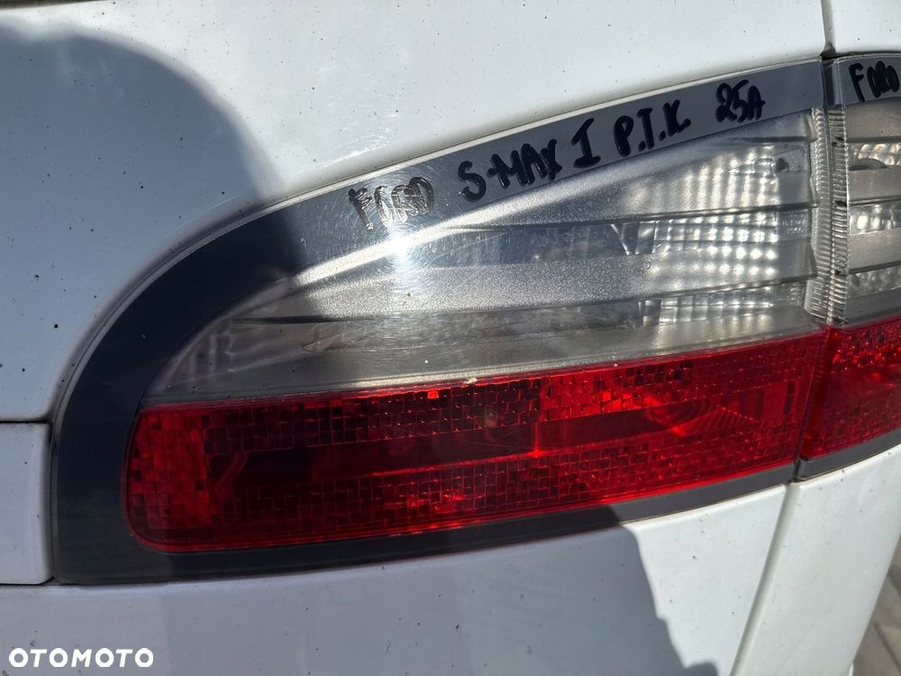 FORD S-MAX MK1 LAMPA PRAWA TYLNA PRAWY TYŁ Z KLAPY W KLAPĘ - 5