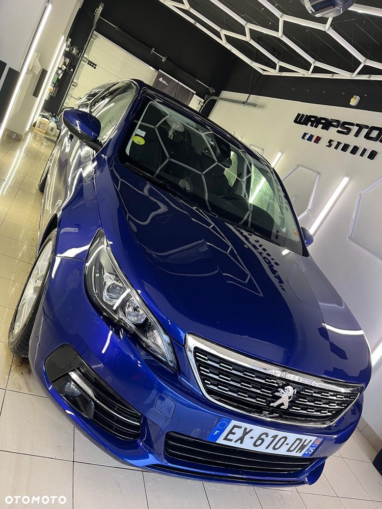 Peugeot 308 BlueHDi 120 EAT6 Stop & Start Active Business-Paket - 1