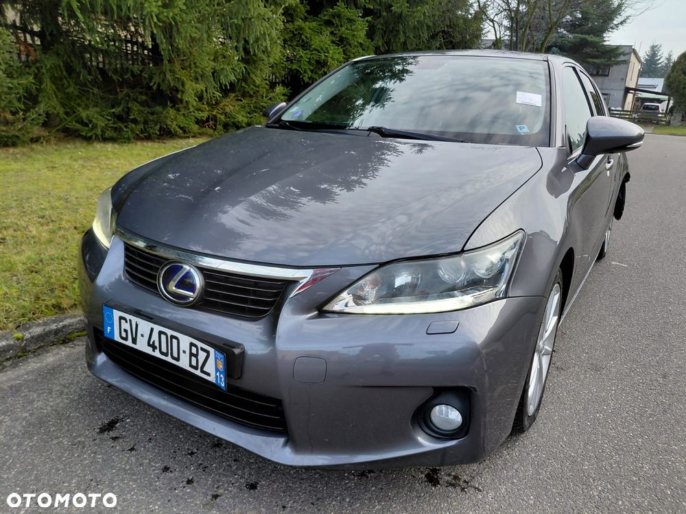 Lexus CT - 3