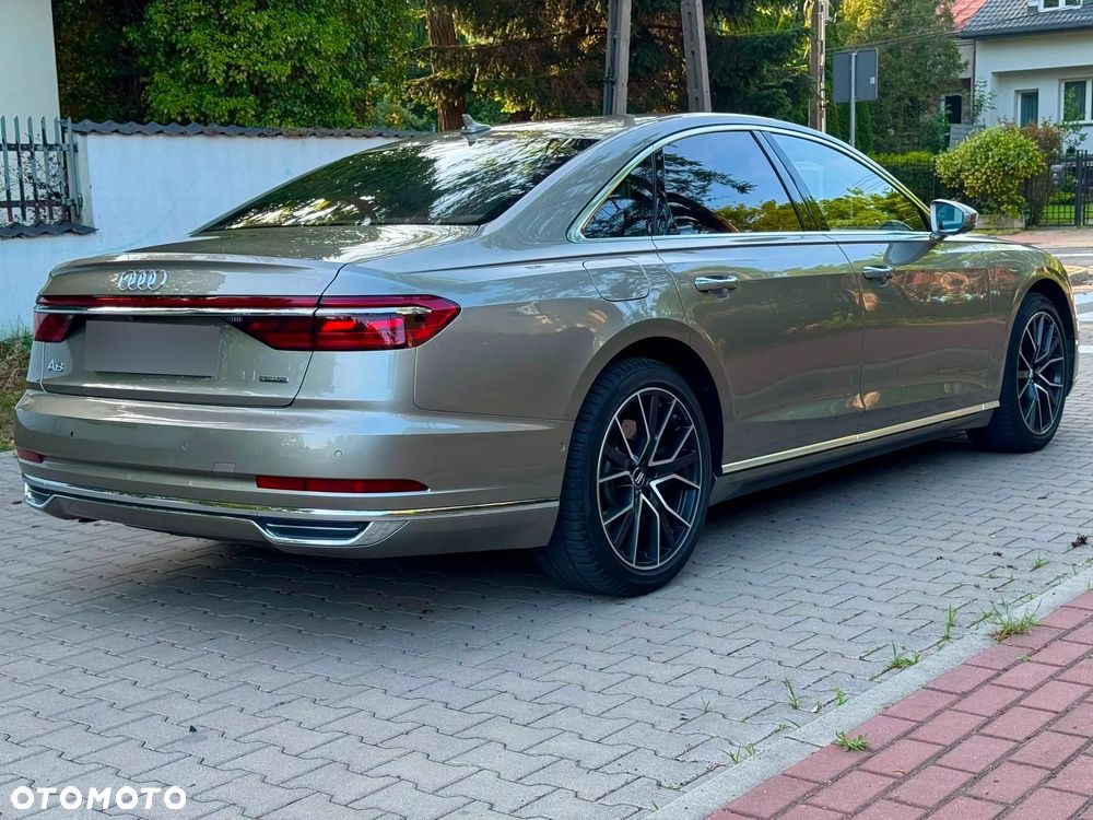 Audi A8 - 10