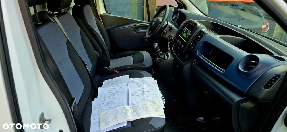 Opel VIVARO - 9