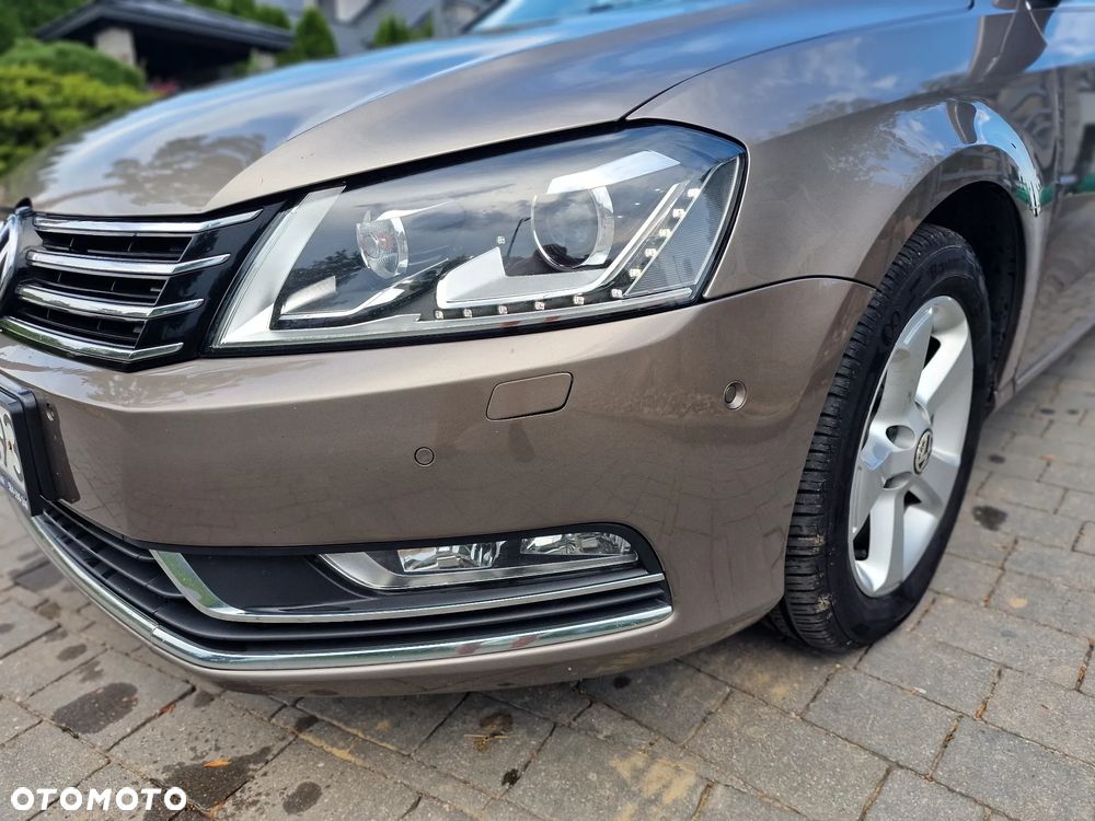 Volkswagen Passat - 10