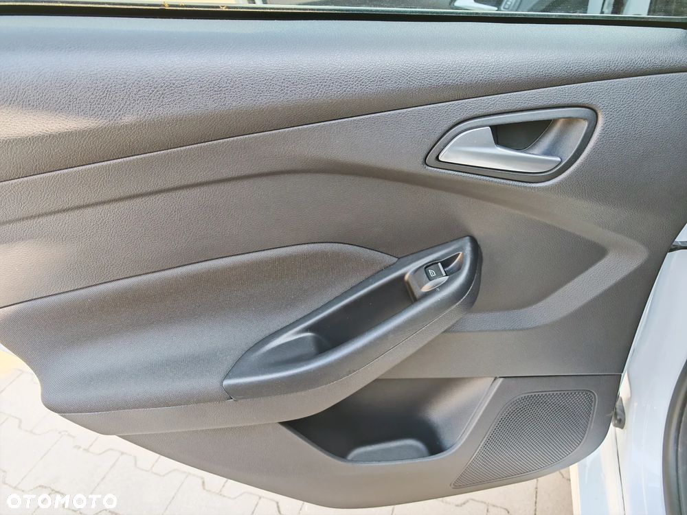 Ford Focus 1.5 EcoBoost STart-Stopp-System ST-LINE - 32