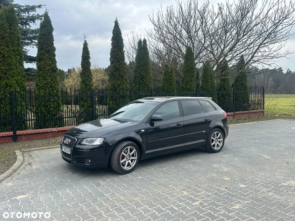 Audi A3 Sportback - 1