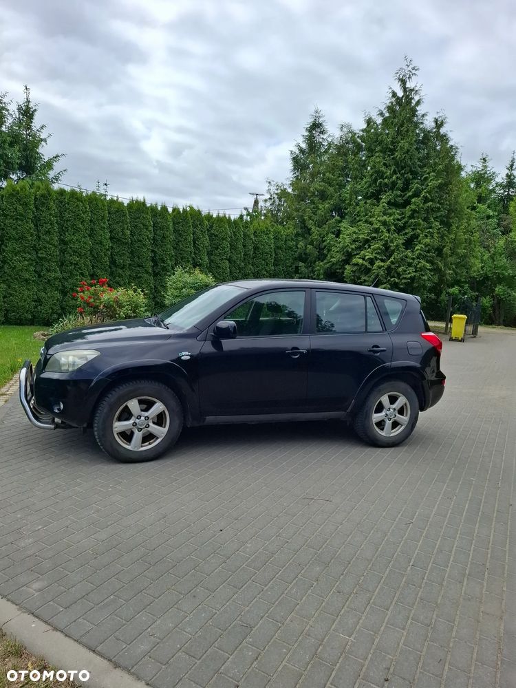 Toyota RAV4 2.2 D-CAT 4x4 Executive - 1