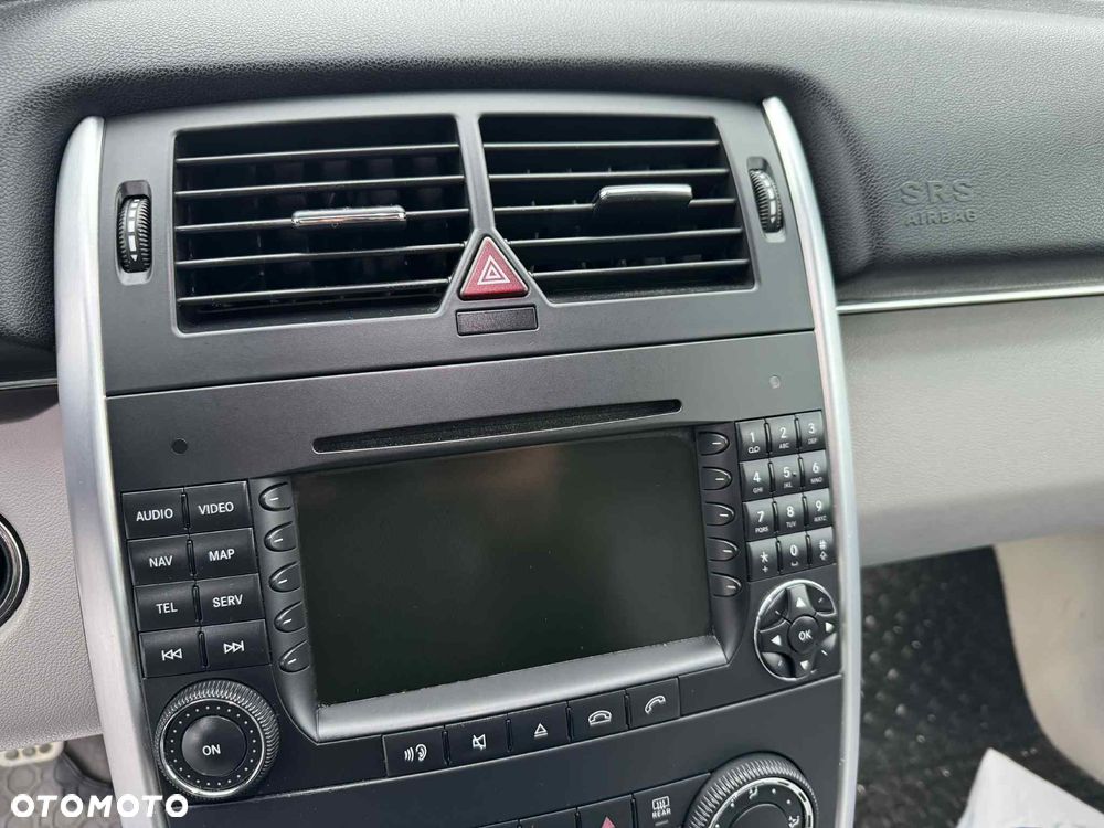 Mercedes-Benz Klasa B 200 CDI EU5 - 11