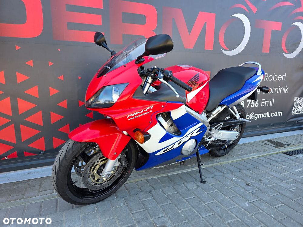 Honda CBR - 4