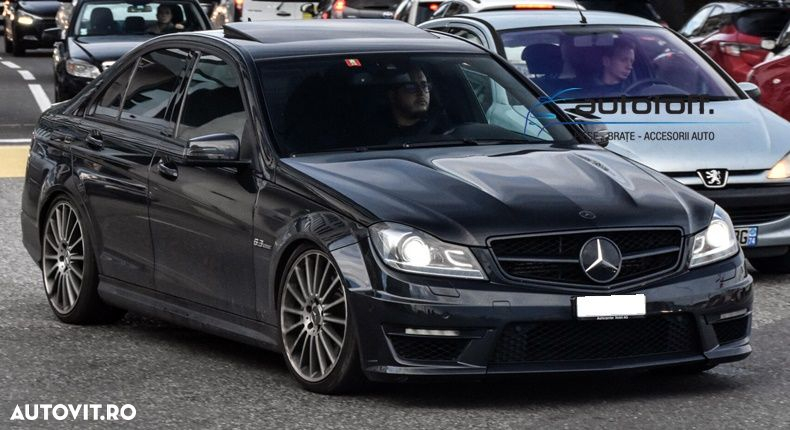Pachet exterior Mercedes C-Class W204 Facelift (11-13) C63 Design - 17