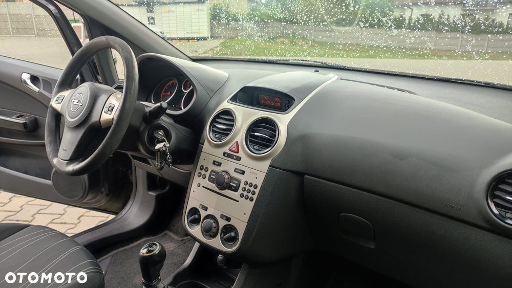 Opel Corsa 1.2 16V - 22